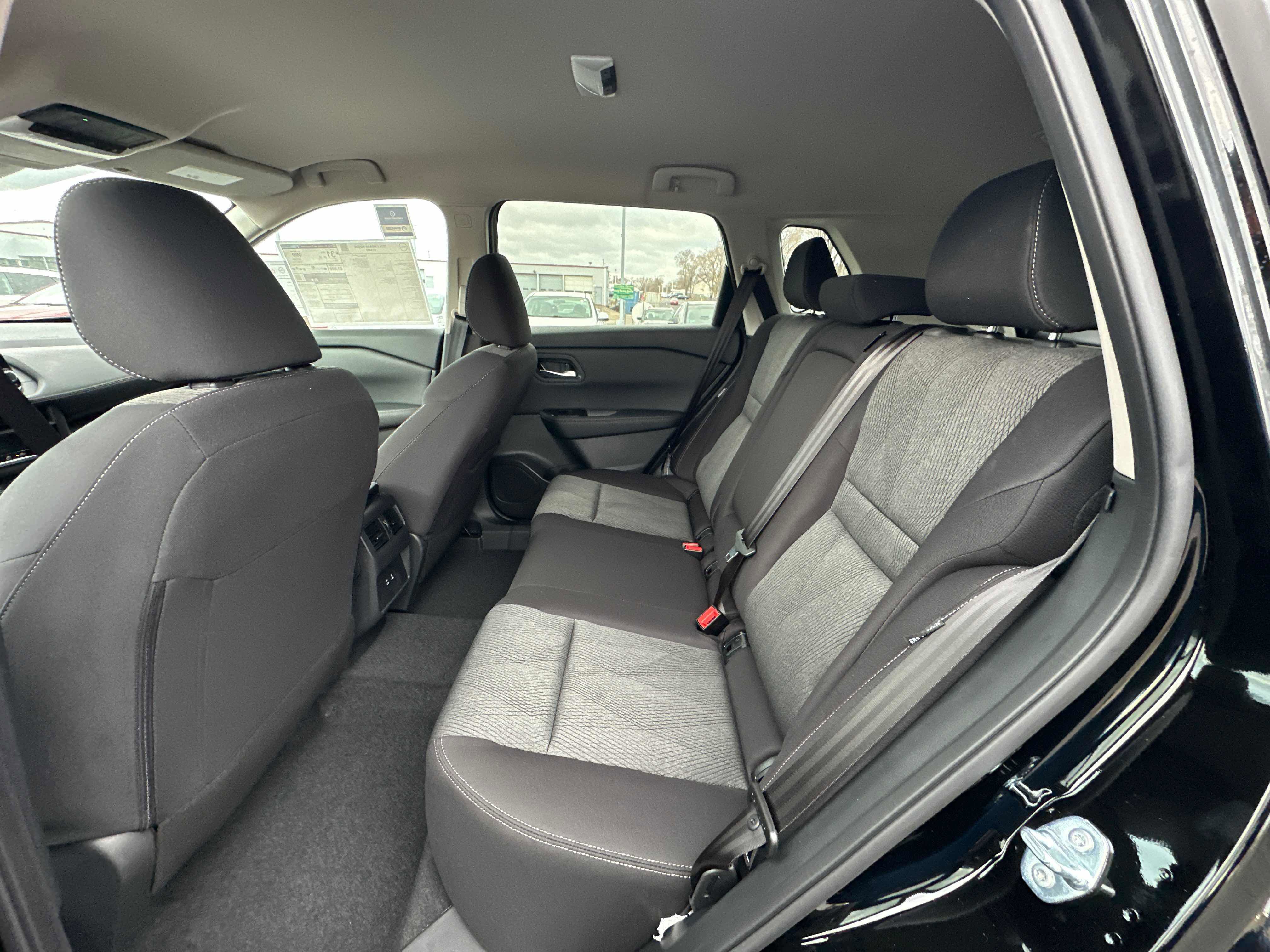 New 2026 Nissan Rogue SV AWD/4WD image 26