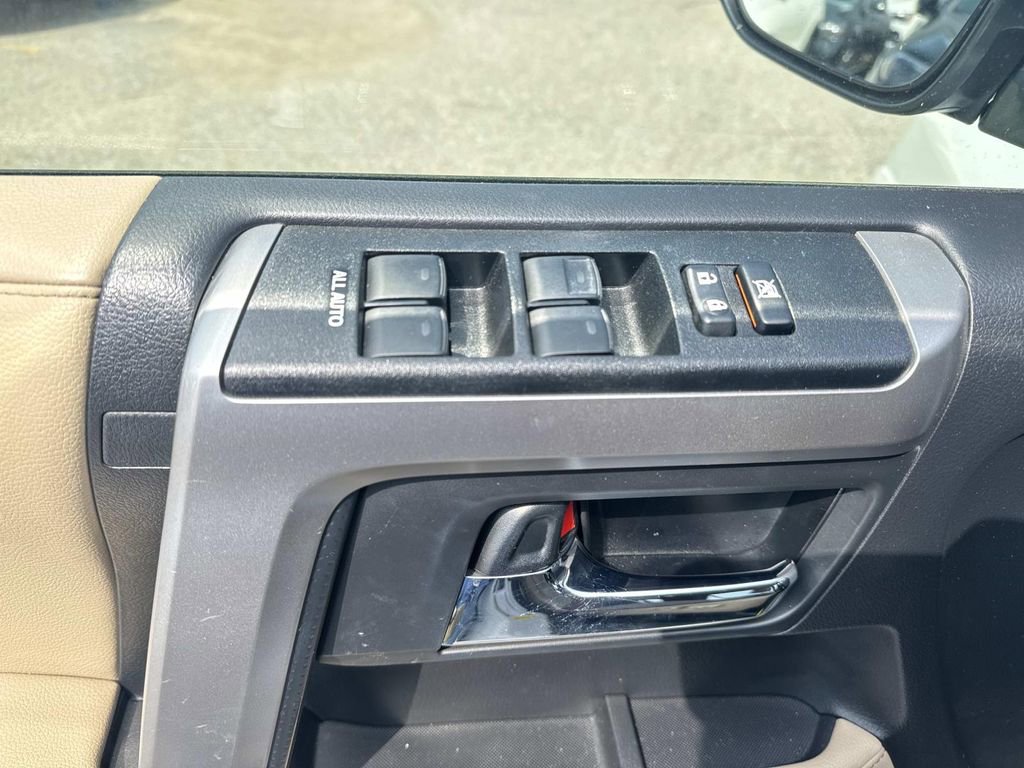 Used 2024 Toyota 4Runner Limited RWD image 20
