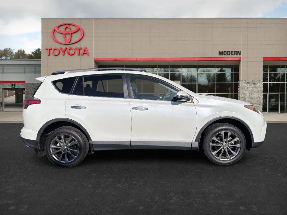 Used 2018 Toyota RAV4 Limited image 4