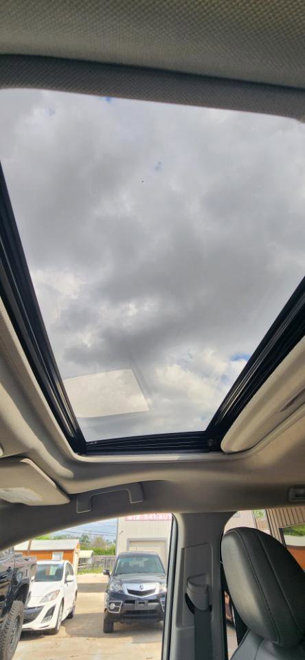 Used 2022 Toyota Sienna XLE image 33