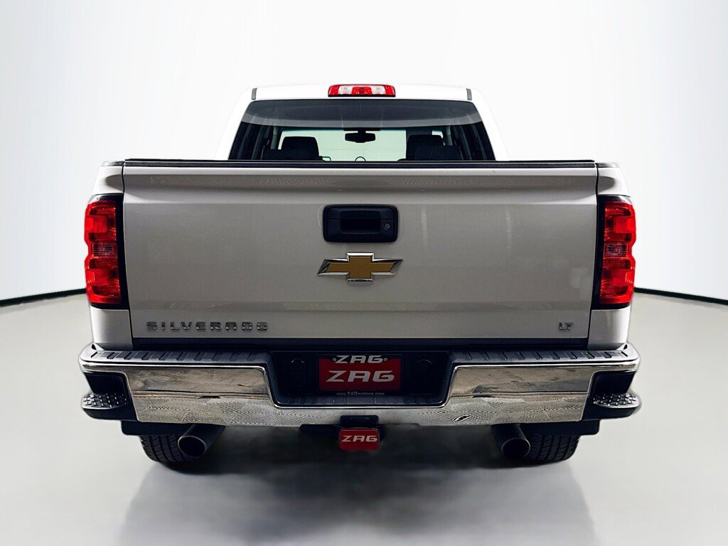 Used 2018 Chevrolet Silverado 1500 LT w/ Trailering Package AWD/4WD image 4
