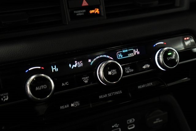 Certified 2023 Honda Pilot TrailSport image 30