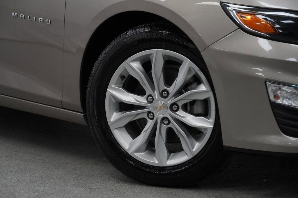 Used 2024 Chevrolet Malibu LT video 4