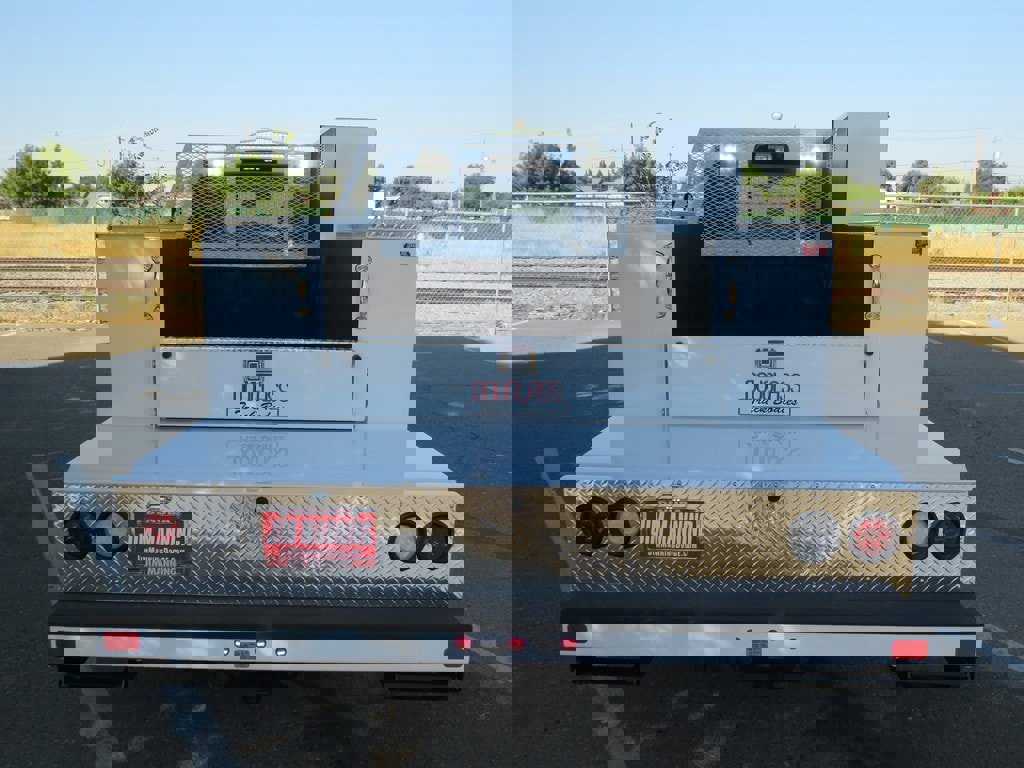 New 2022 RAM 3500 Tradesman w/ Chrome Appearance Group image 64