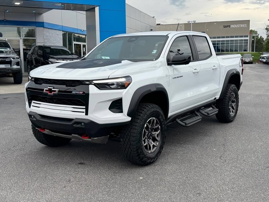 New 2026 Chevrolet Colorado ZR2 w/ Technology Package AWD/4WD image 6