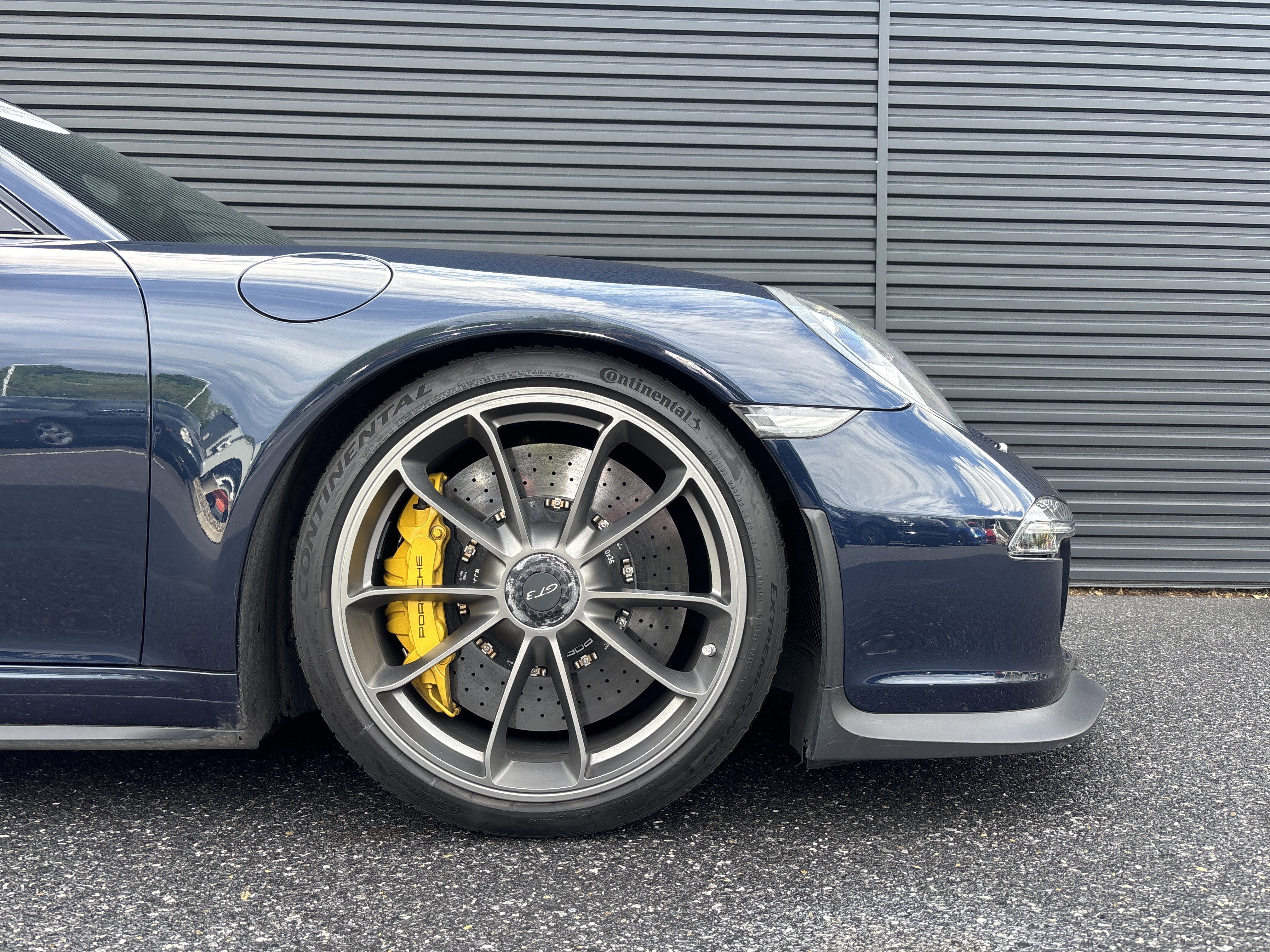 Used 2015 Porsche 911 GT3 RWD image 7