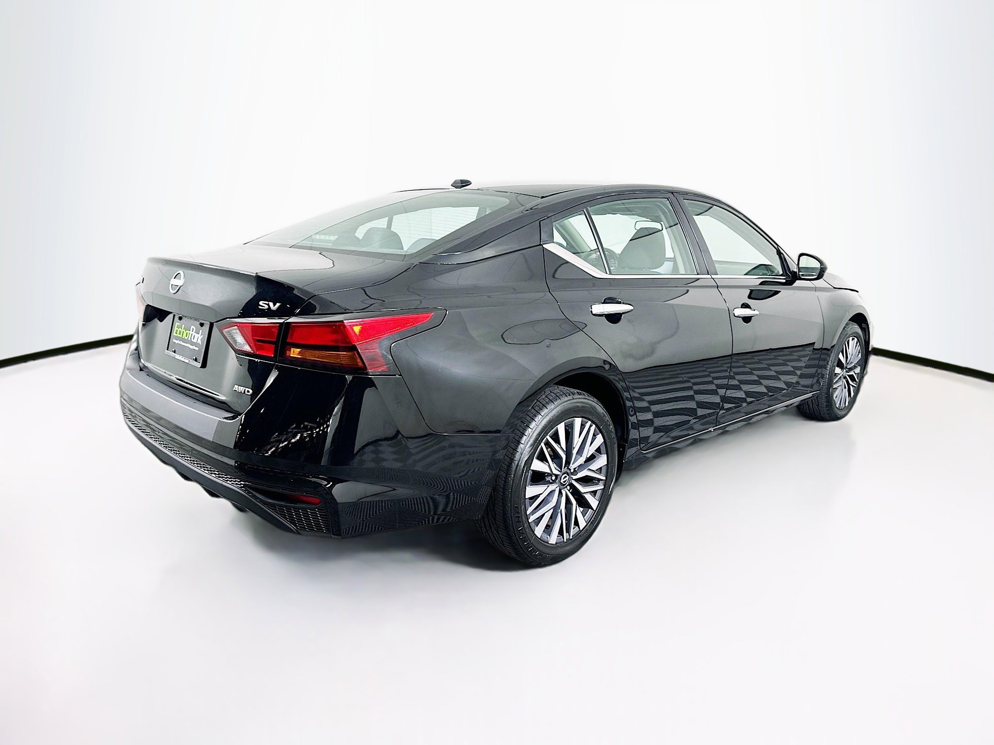 Used 2023 Nissan Altima 2.5 SV image 9