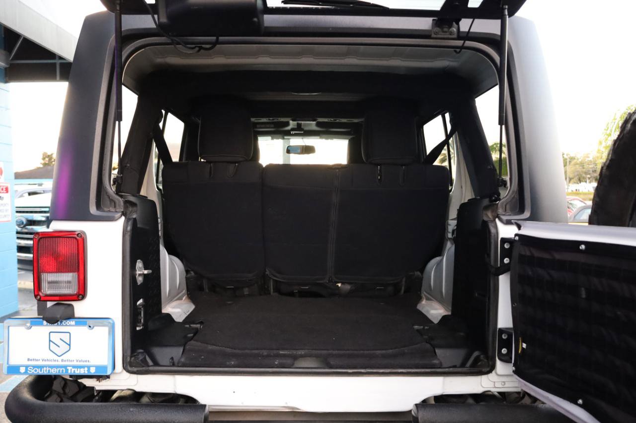 Used 2018 Jeep Wrangler Unlimited Sport S image 10