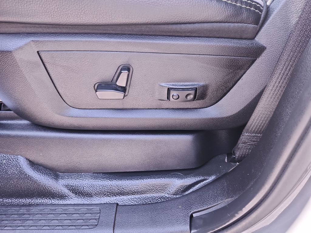 Used 2026 RAM 5500 Tradesman w/ Laramie Trim Package image 18