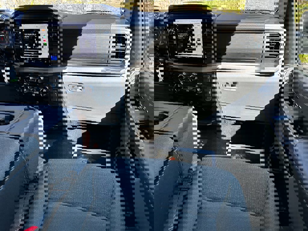 Used 2025 Ford F150 XLT w/ Equipment Group 301A Standard image 27