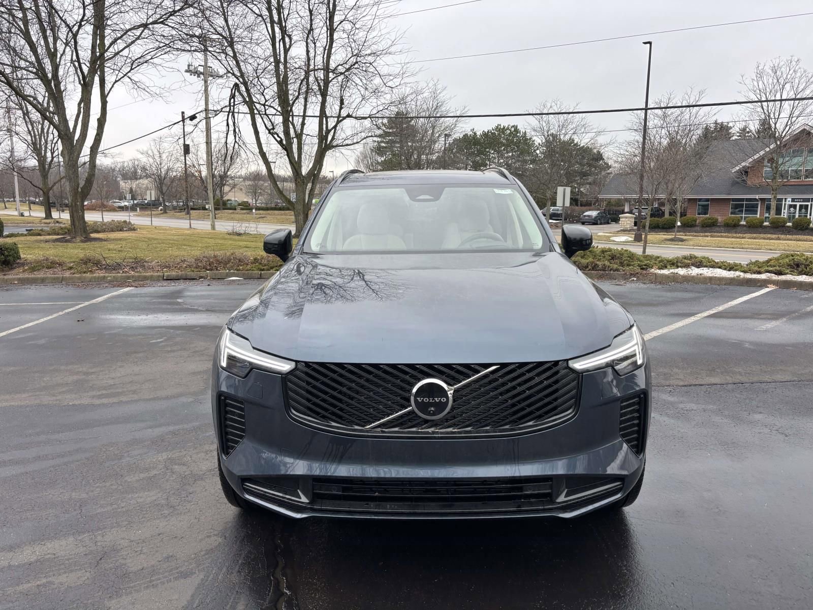 New 2026 Volvo XC90 B6 Ultra w/ Protection Package Premier image 2