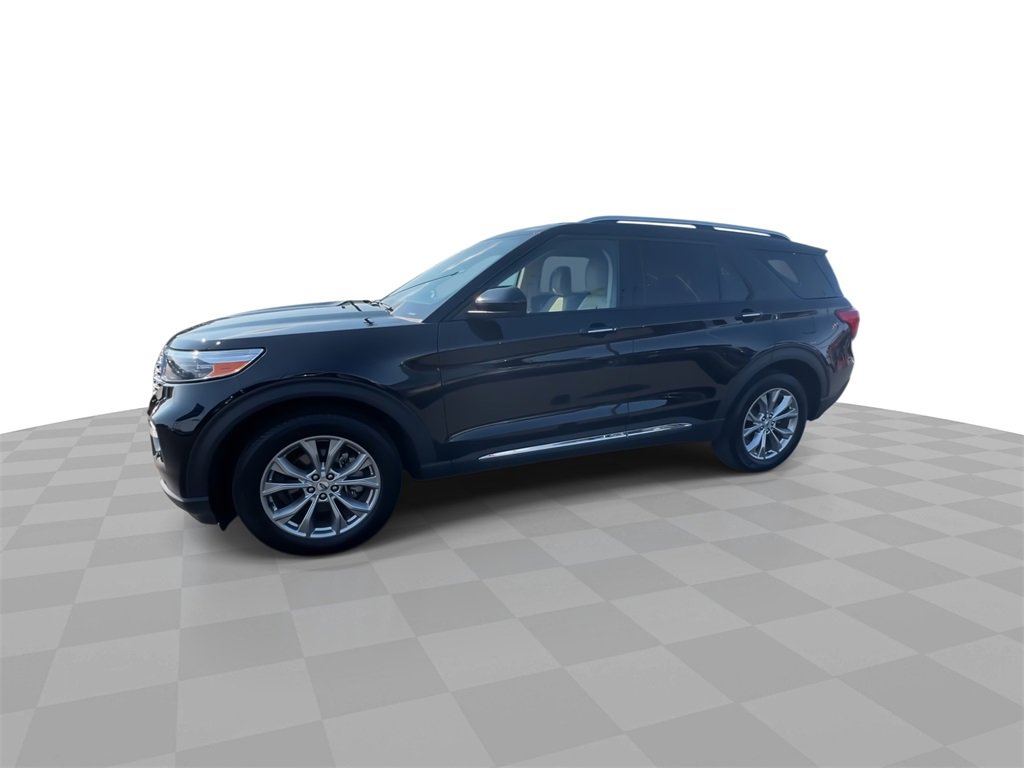 Used 2023 Ford Explorer Limited image 4
