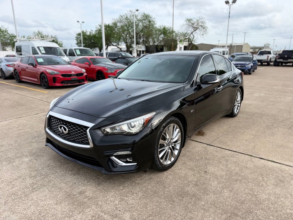 Used 2019 INFINITI Q50 Luxe RWD image 1