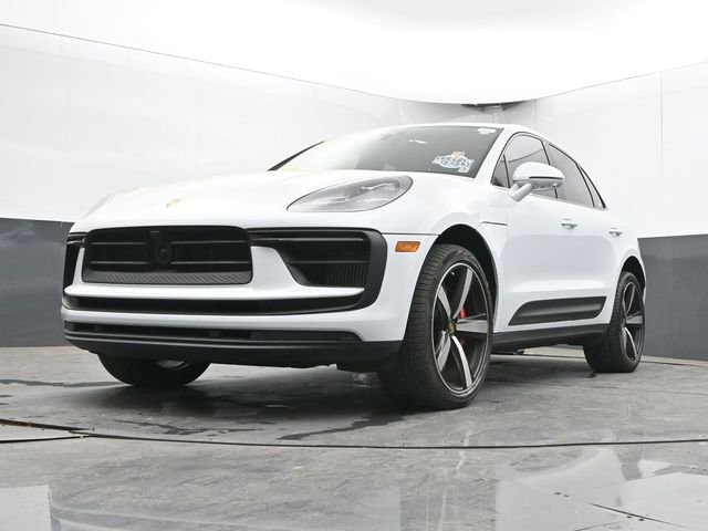 Used 2023 Porsche Macan S AWD/4WD image 45