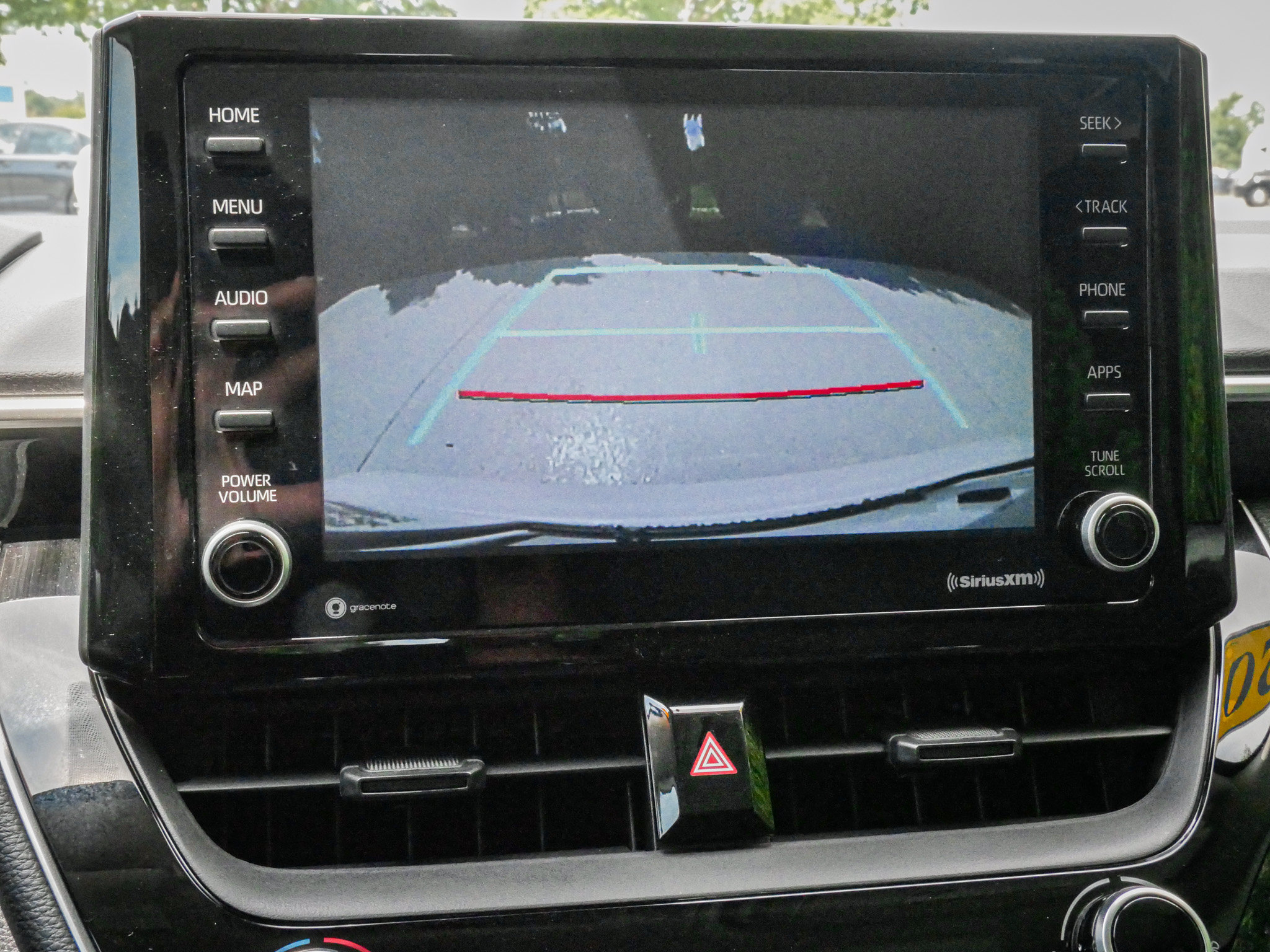 Used 2022 Toyota Corolla LE FWD image 24