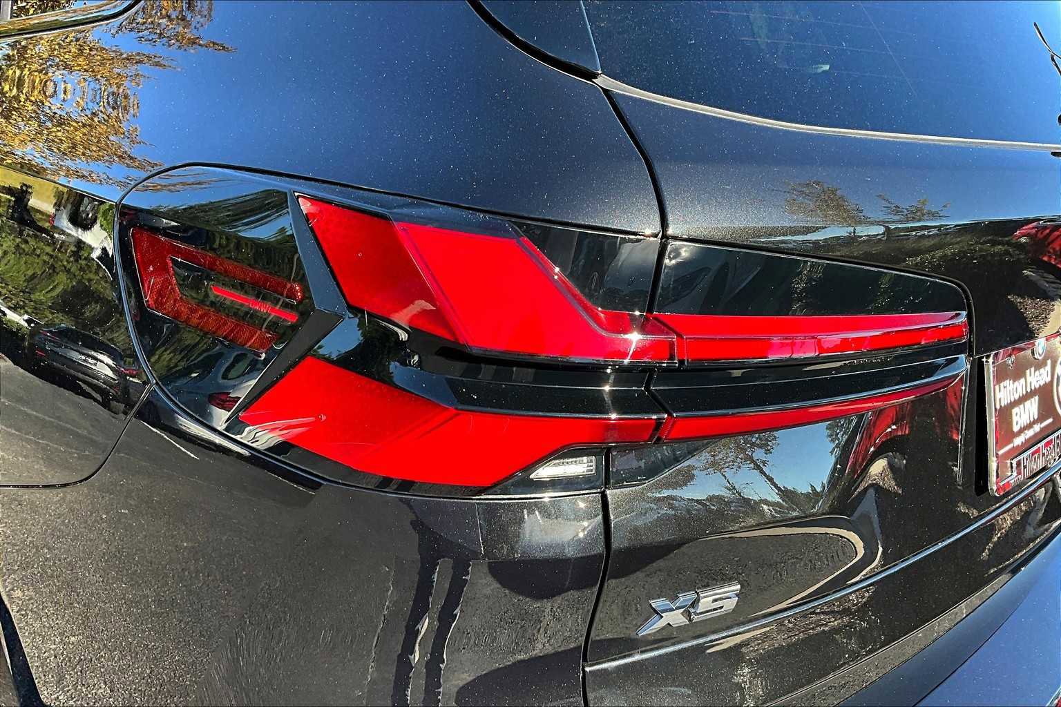 New 2026 BMW X5 M60i image 14