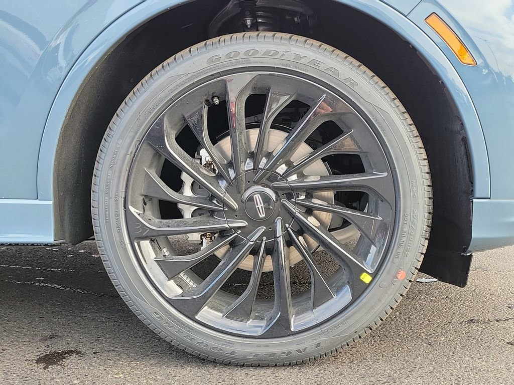 New 2026 Lincoln Aviator Reserve image 9