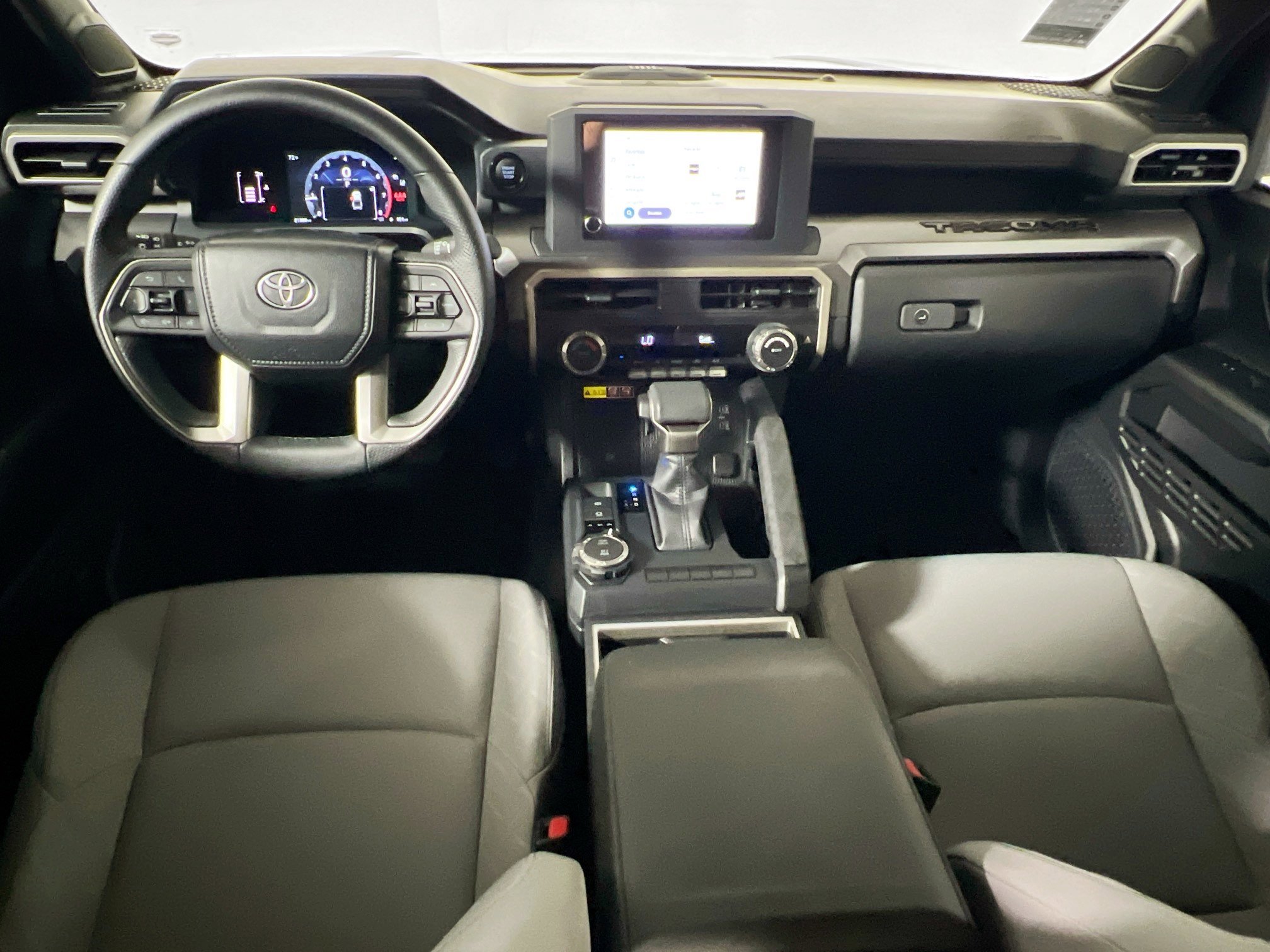 Used 2024 Toyota Tacoma SR5 w/ SR5 Upgrade Package image 30