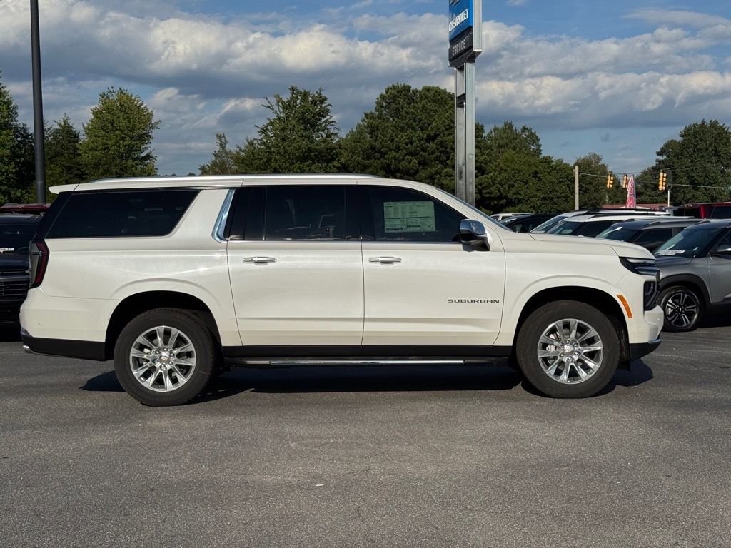 New 2025 Chevrolet Suburban Premier image 2