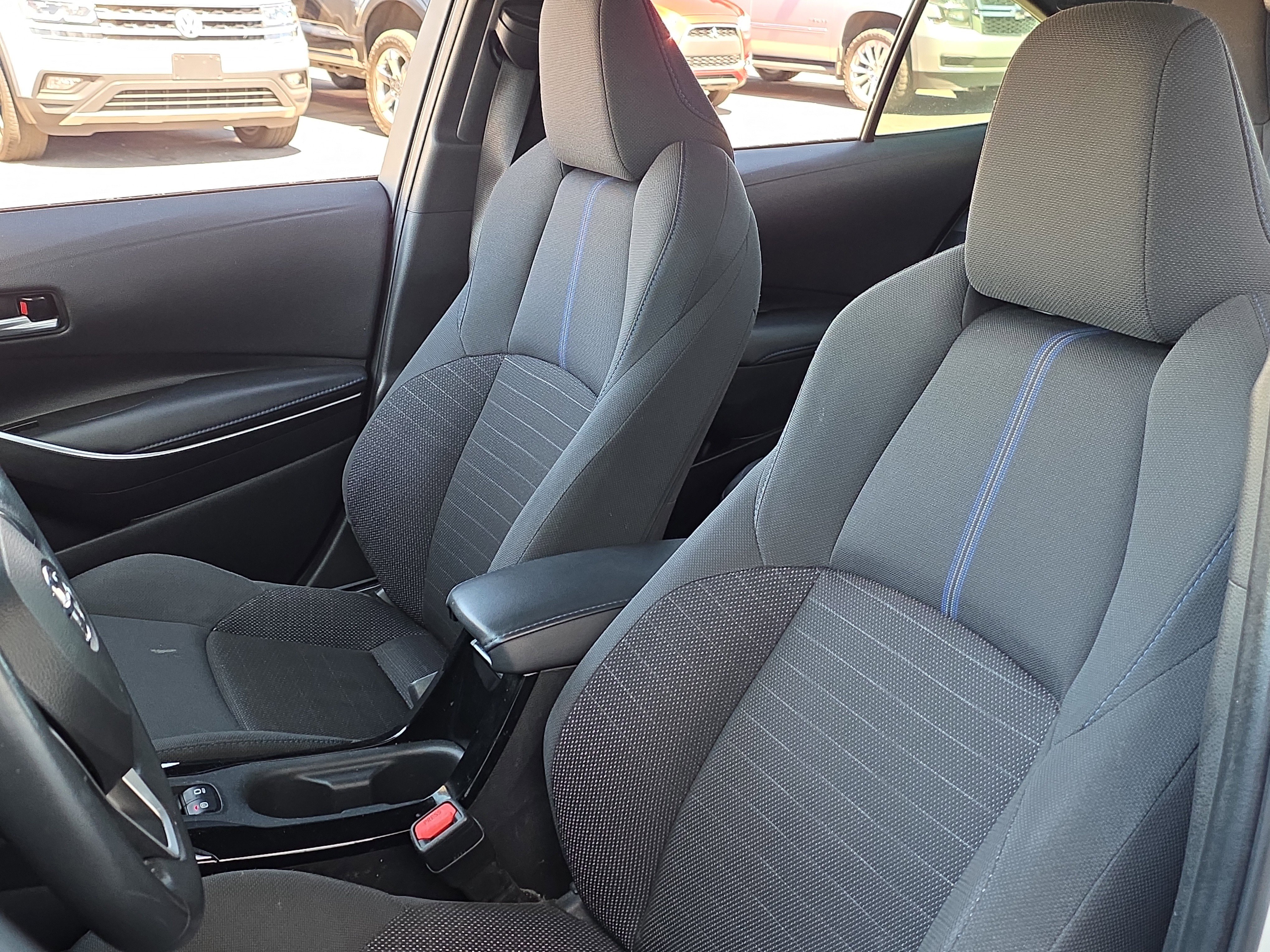 Used 2021 Toyota Corolla SE image 12