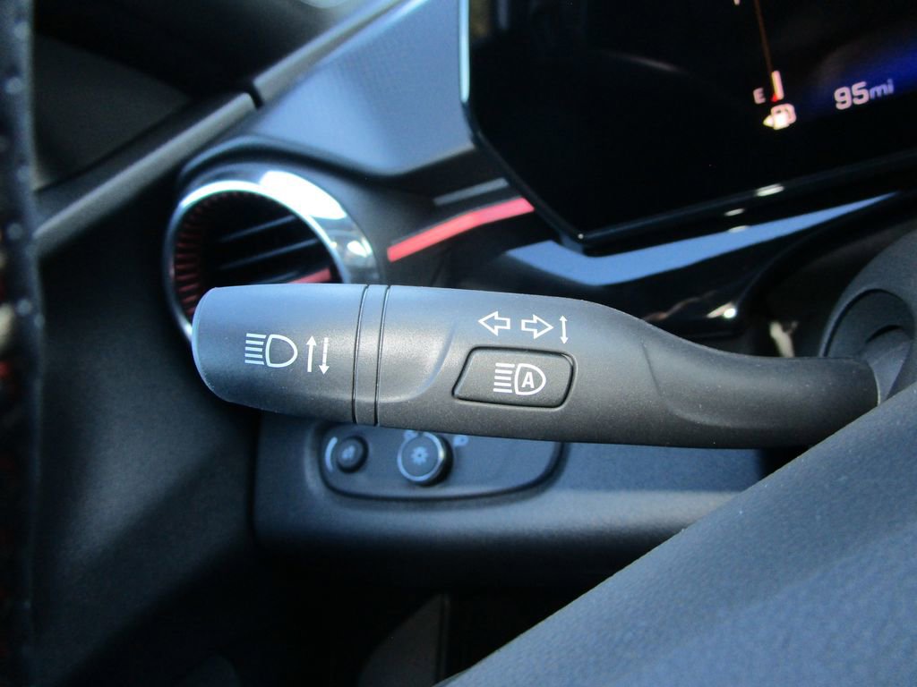 New 2026 Chevrolet Trax RS w/ Sunroof Package image 27