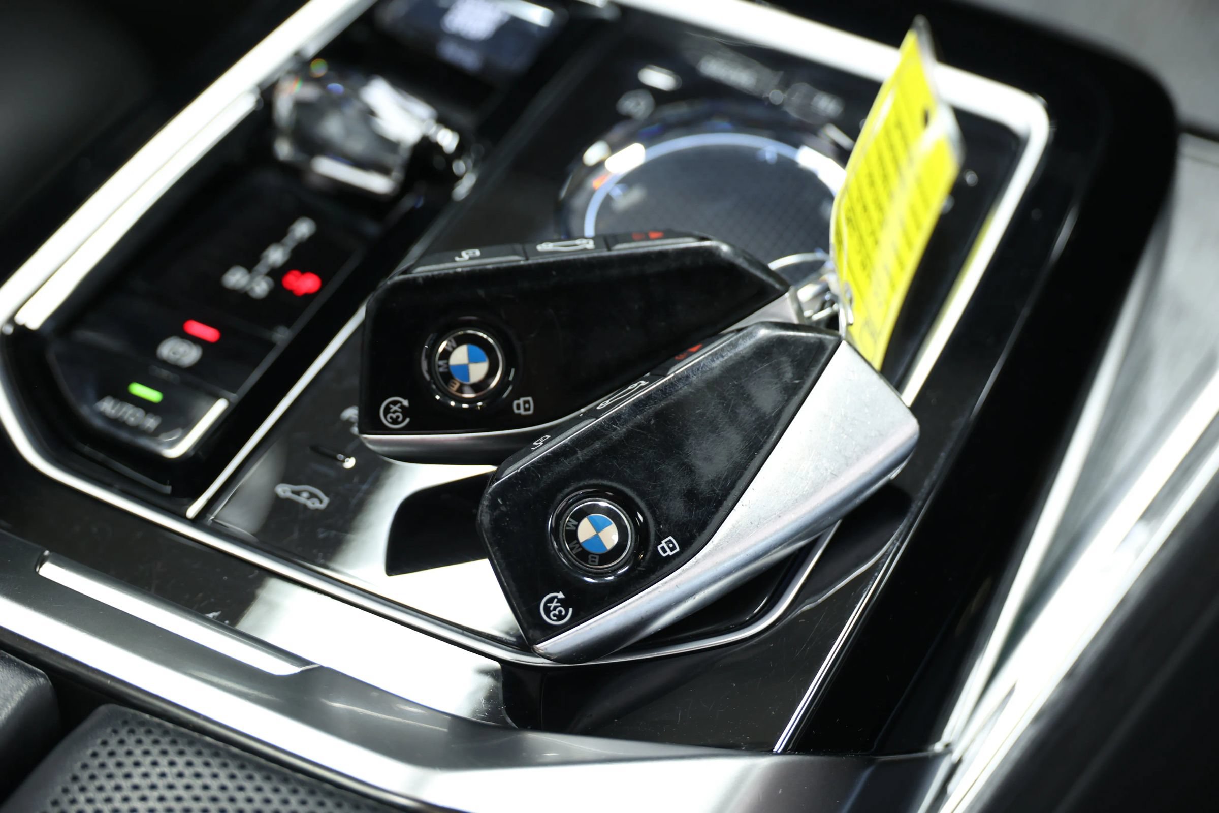 Used 2023 BMW 740i RWD image 5