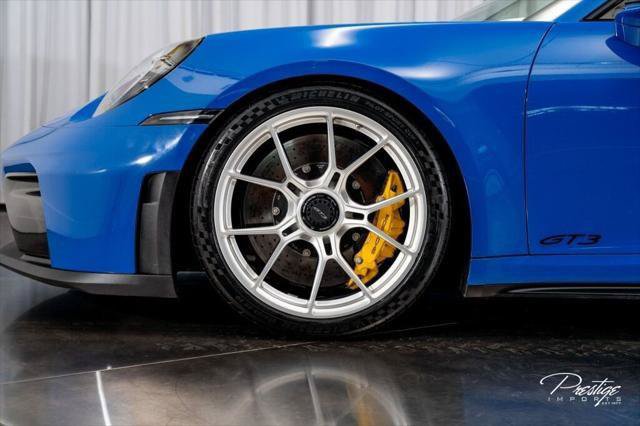 Used 2025 Porsche 911 GT3 RWD image 14