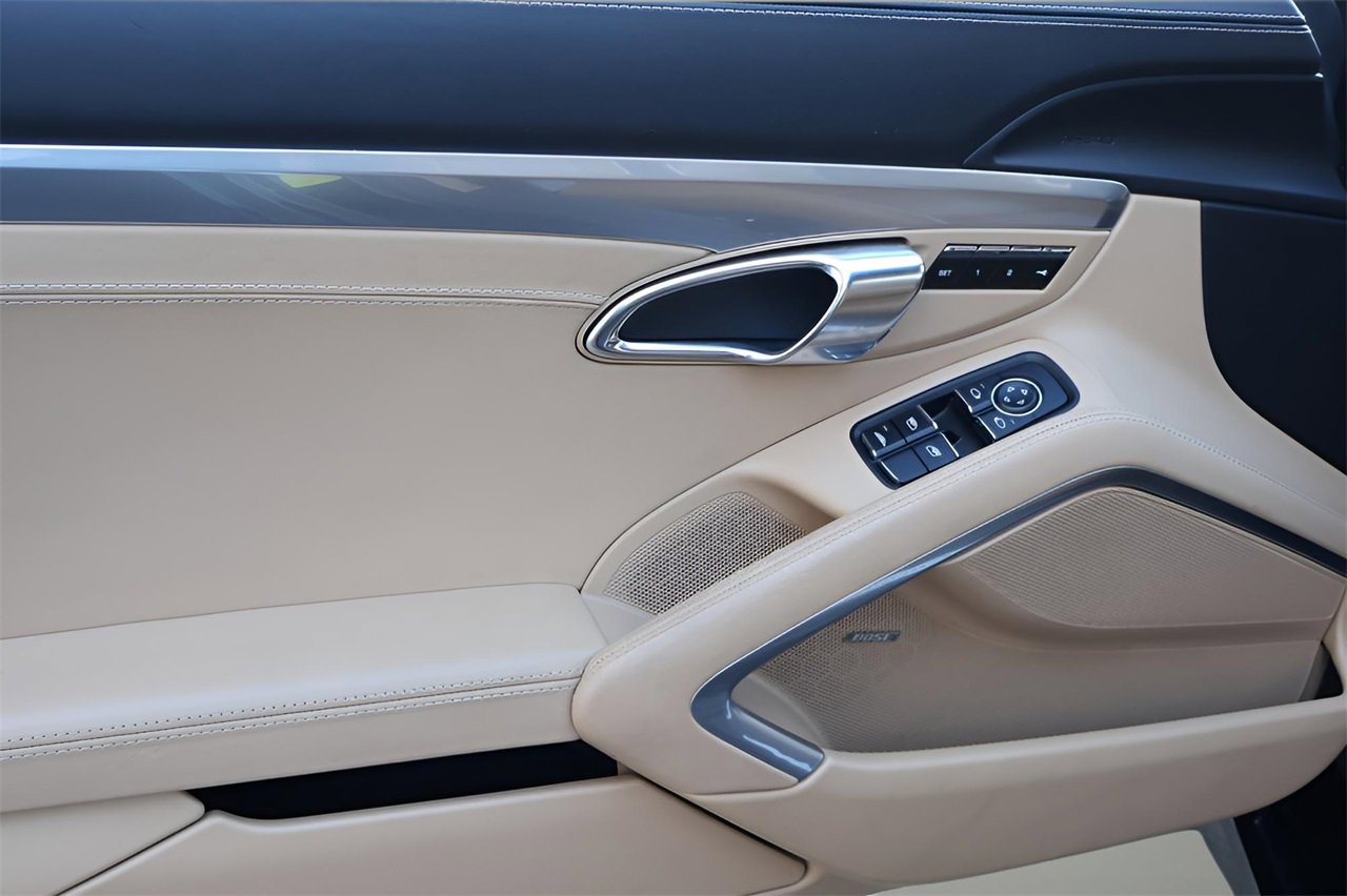 Used 2017 Porsche 911 Carrera image 10