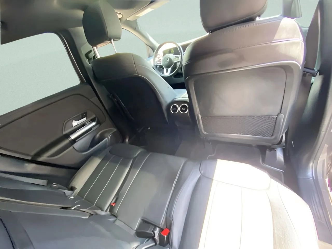 Used 2021 Mercedes-Benz GLA 250 4MATIC image 28