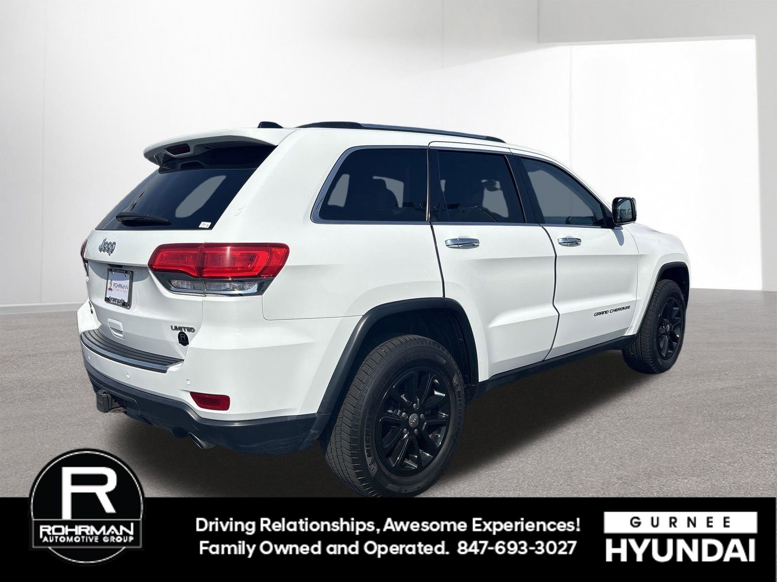 Used 2015 Jeep Grand Cherokee Limited w/ Trailer Tow Group IV image 10