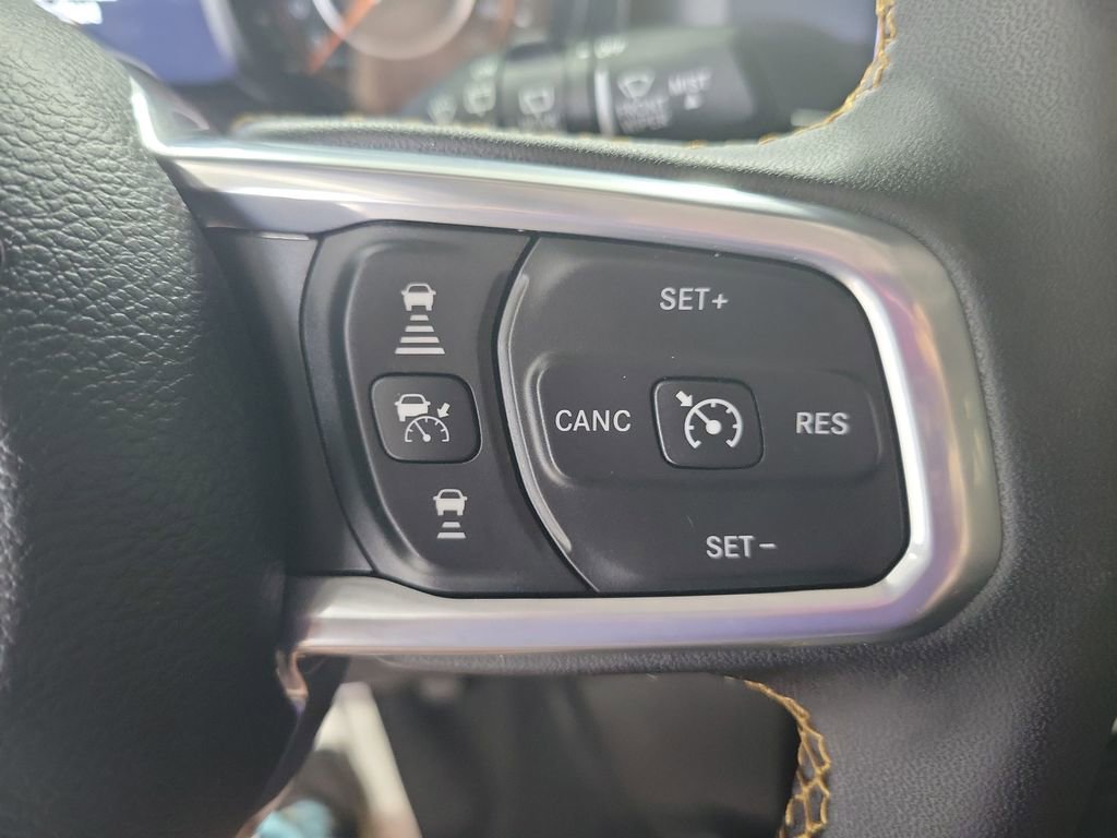 Used 2024 Jeep Wrangler Sahara w/ Safety Group image 31