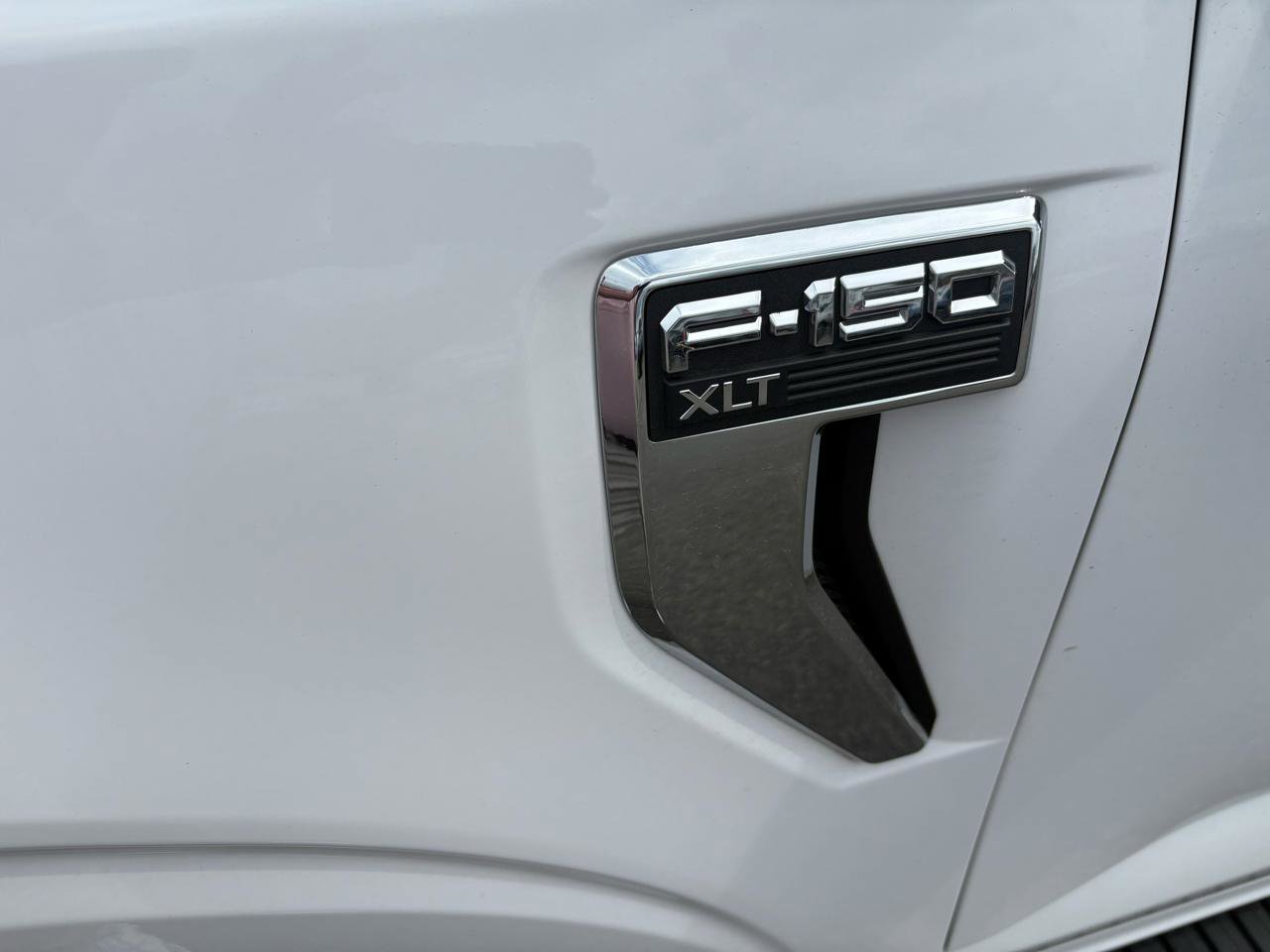Used 2021 Ford F150 XLT w/ Trailer Tow Package AWD/4WD image 8