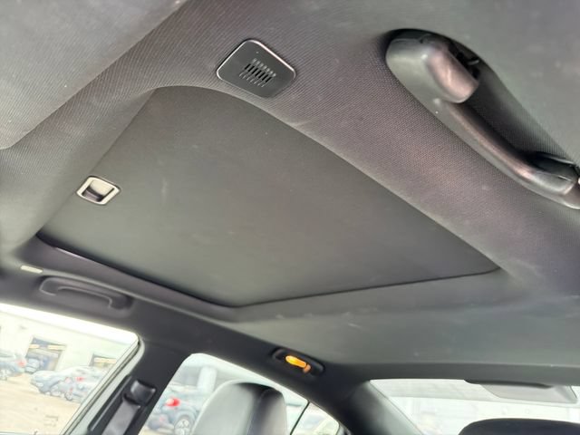 Used 2021 Dodge Charger R/T w/ Plus Group RWD image 16