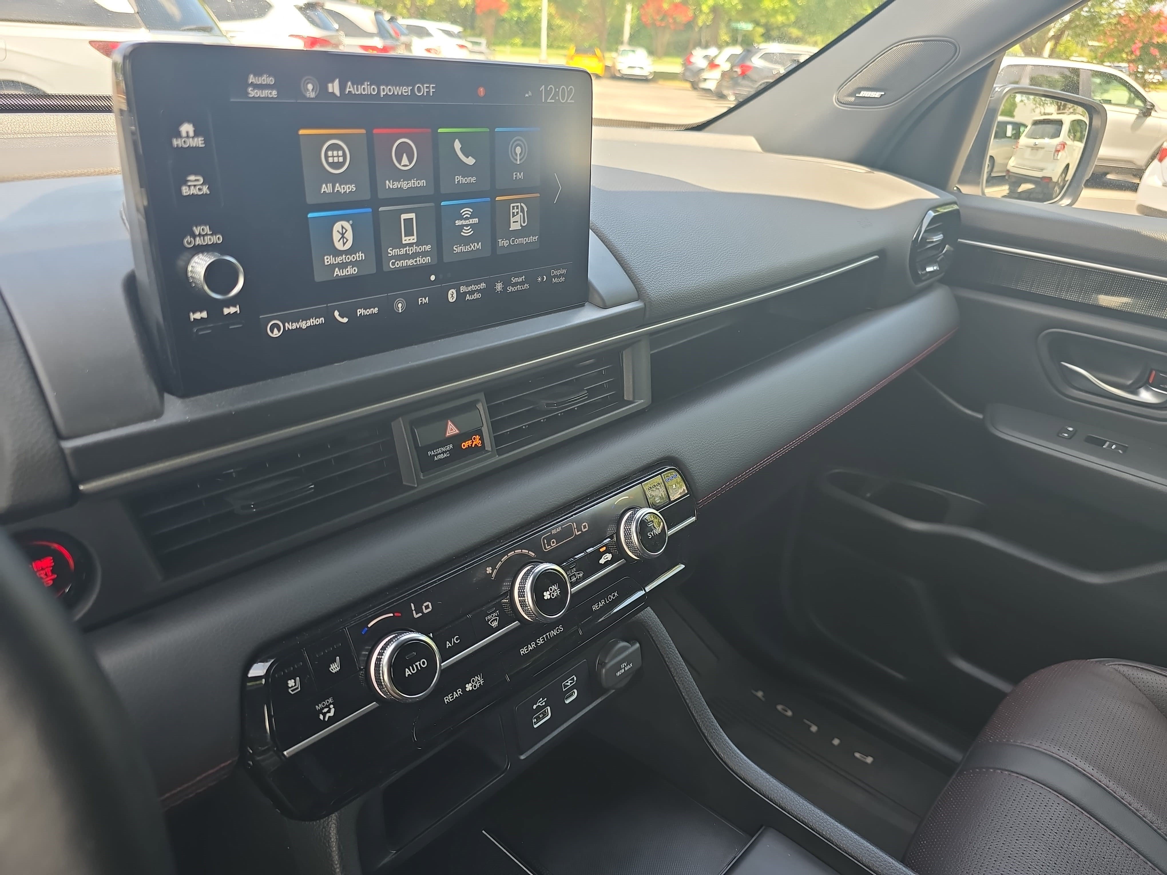 Used 2025 Honda Pilot Black Edition image 22