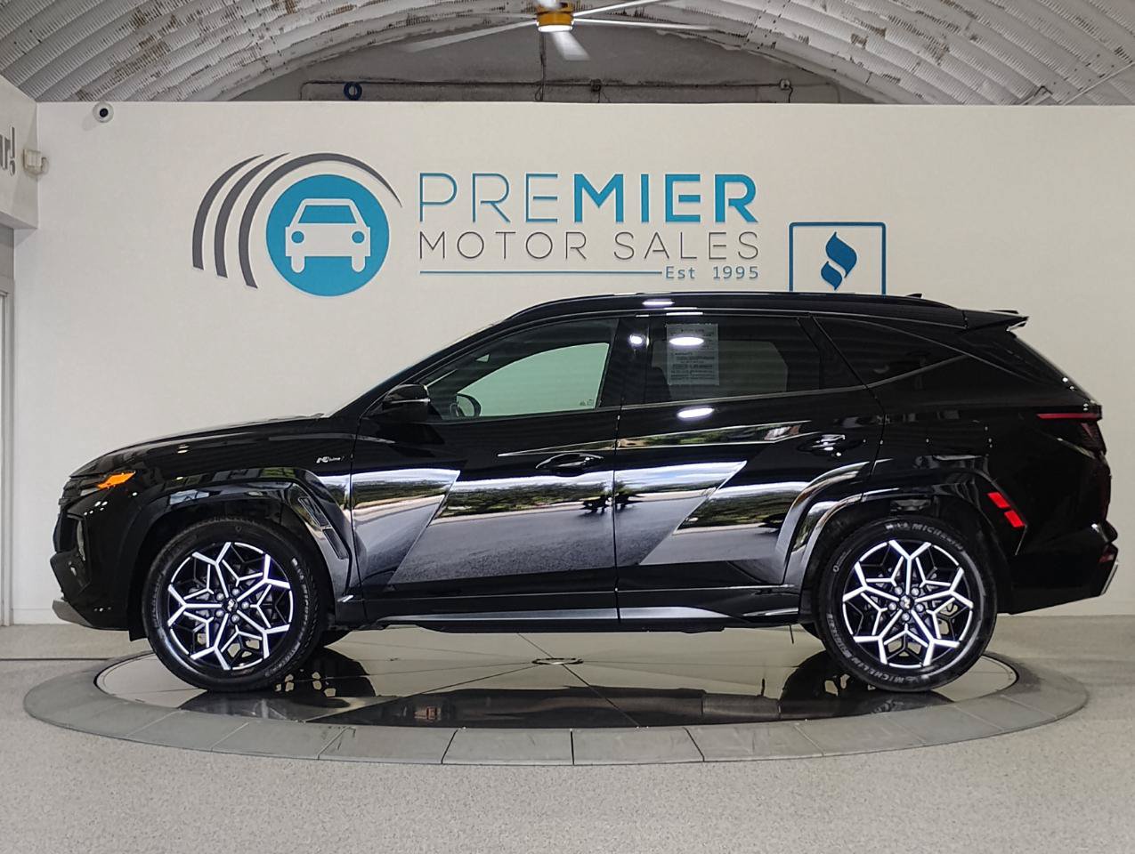 Used 2022 Hyundai Tucson N Line FWD image 3