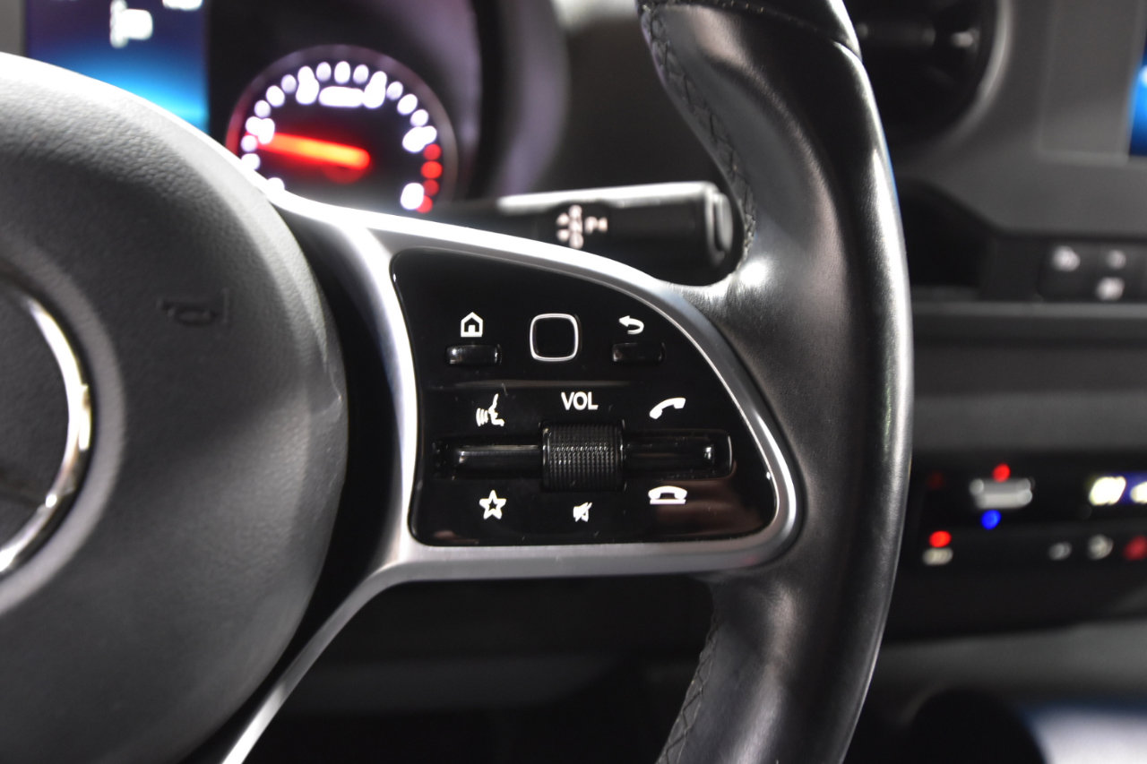 Used 2021 Mercedes-Benz Sprinter 2500 image 19