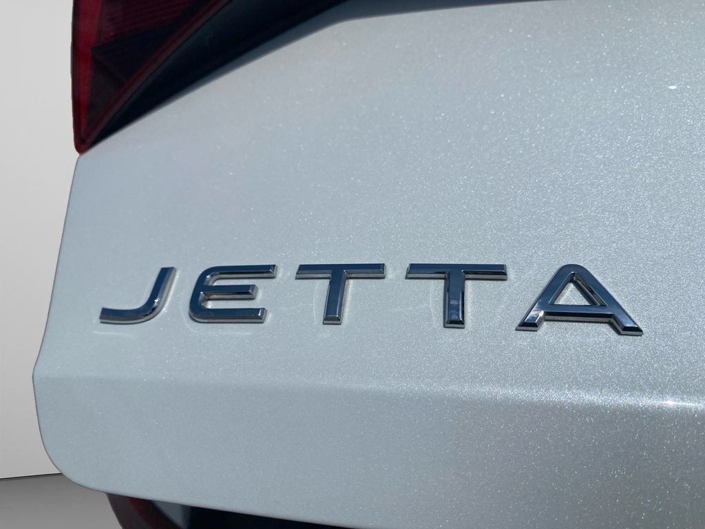 Used 2023 Volkswagen Jetta SE FWD image 16