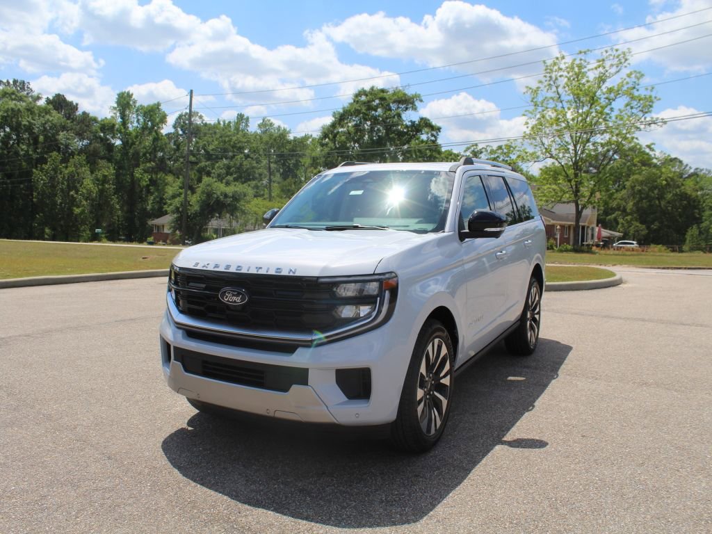 New 2026 Ford Expedition Platinum image 7