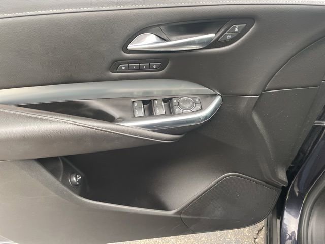 Used 2022 Cadillac XT4 Premium Luxury w/ Enhanced Visibility Package AWD/4WD image 17