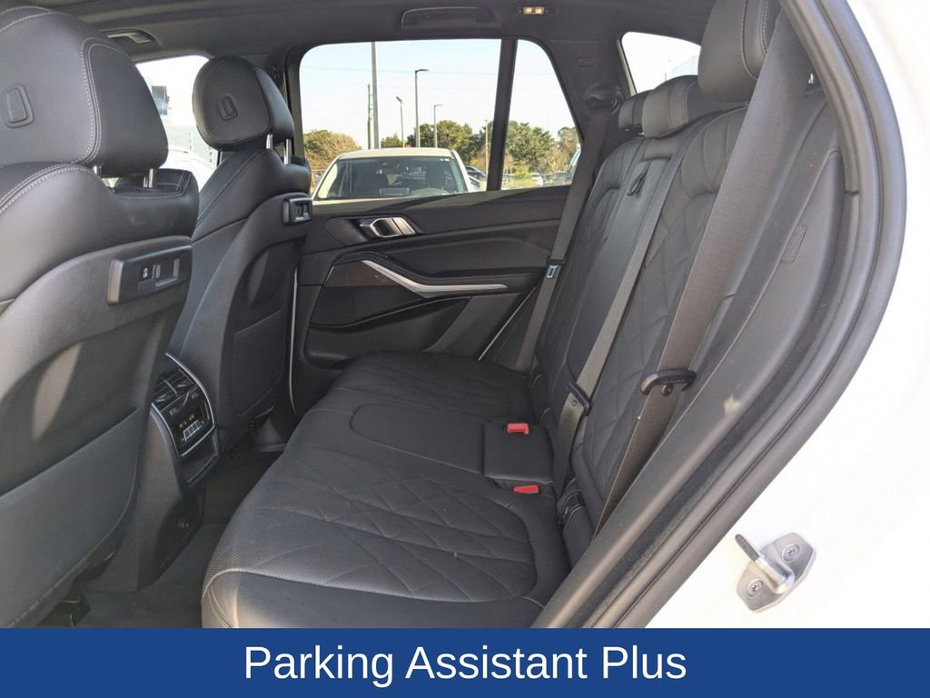 Used 2023 BMW X5 sDrive40i w/ Parking Assistance Package image 15