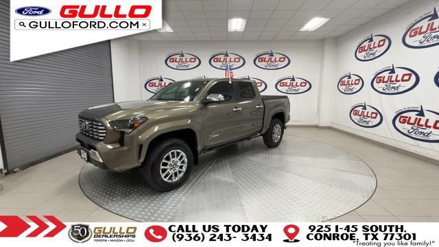 Used 2024 Toyota Tacoma Limited w/ Limited Package (LT) AWD/4WD image 4