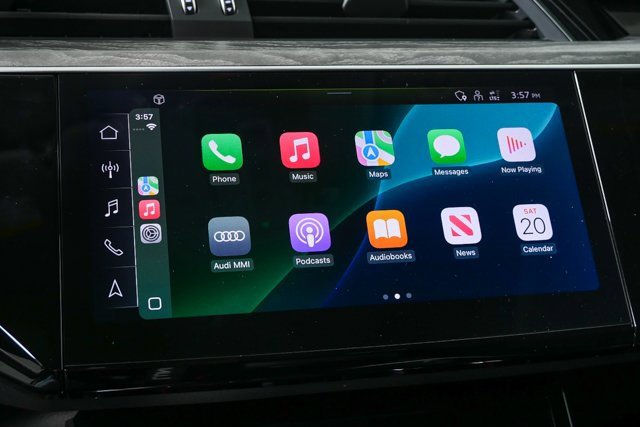 Used 2021 Audi e-tron Premium w/ Convenience Plus Package image 16