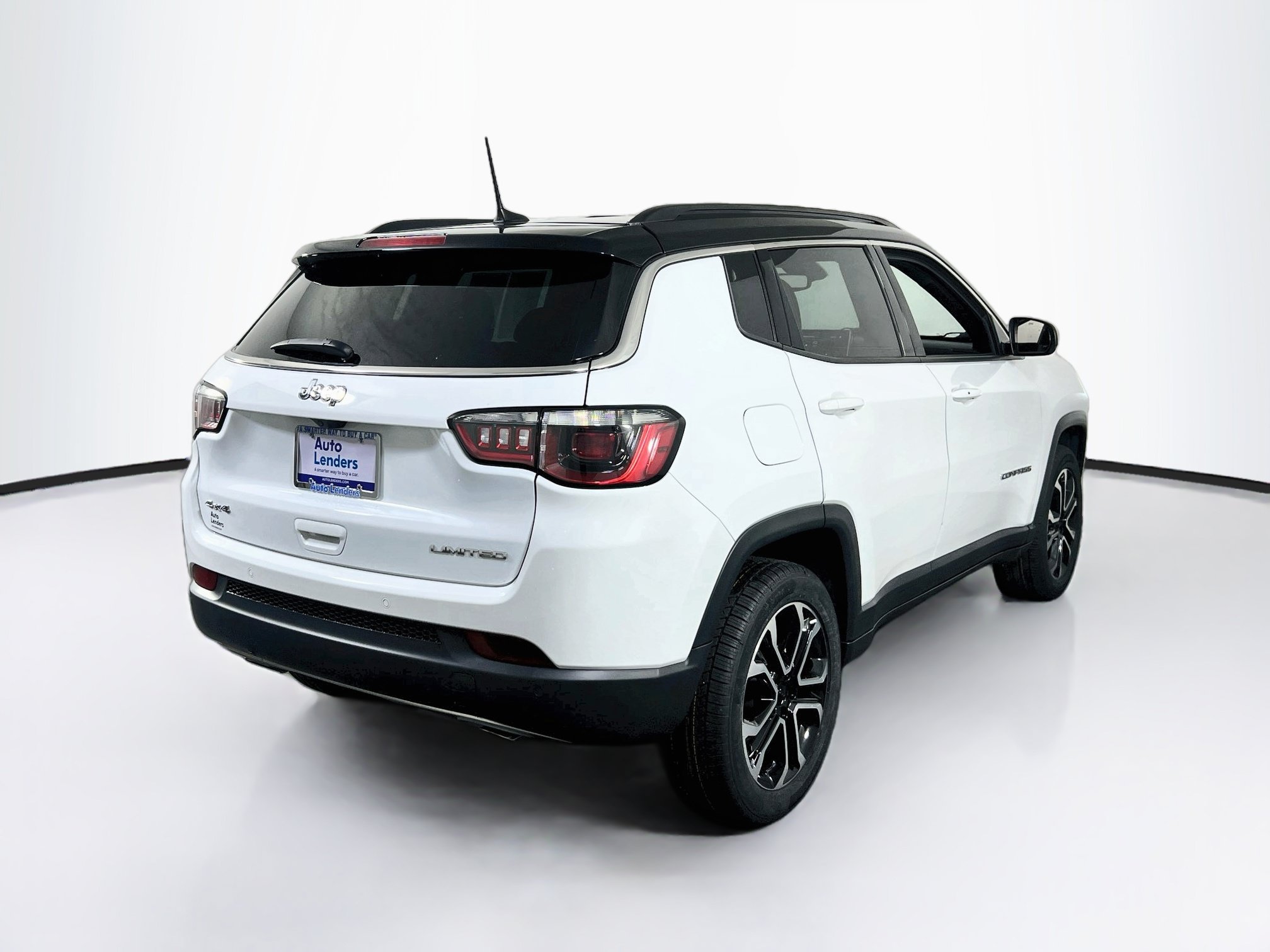 Used 2023 Jeep Compass Limited AWD/4WD image 5