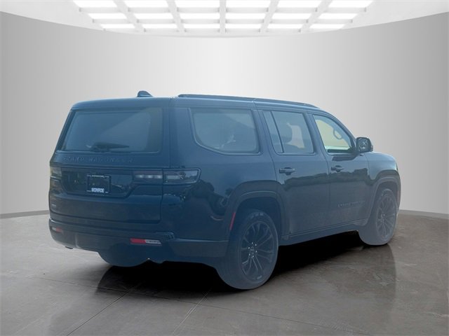 Used 2023 Jeep Grand Wagoneer Series III image 7
