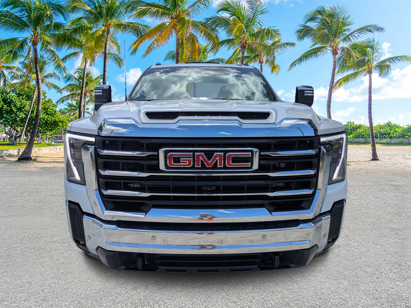 Used 2025 GMC Sierra 2500 SLT w/ SLT Premium Package AWD/4WD image 8