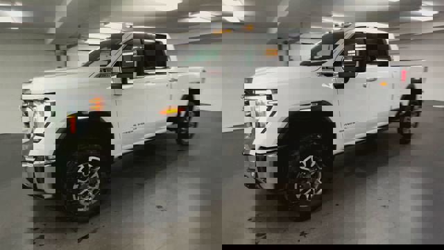 Certified 2024 GMC Sierra 2500 SLT w/ SLT Premium Package image 4