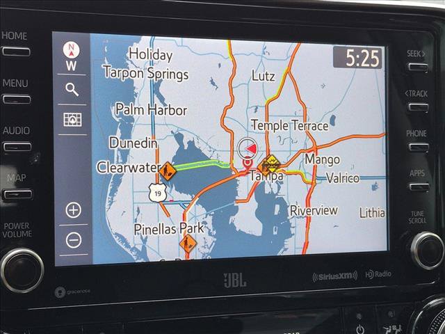 Used 2020 Toyota Highlander Limited FWD image 12