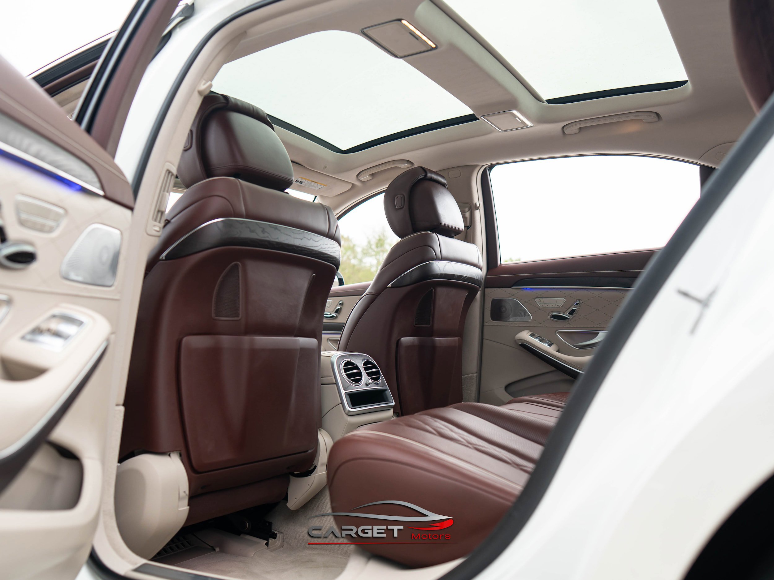 Used 2018 Mercedes-Benz S 560 4MATIC Sedan image 20