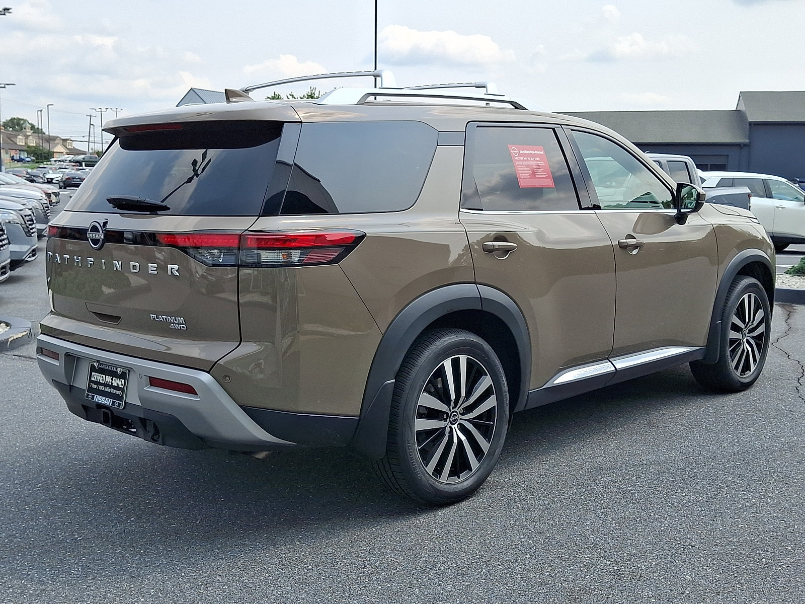 Certified 2023 Nissan Pathfinder Platinum w/ Cargo Package AWD/4WD image 7