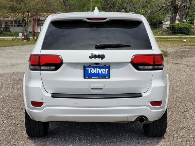 Used 2019 Jeep Grand Cherokee Altitude RWD image 6